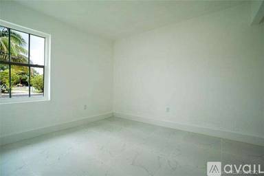 Main picture of 21323 NW 39th Ave