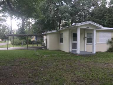 Main picture of 824 Nelson St