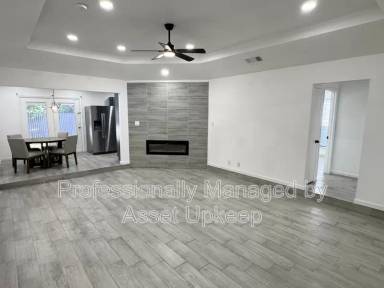 Main picture of 3646 Country Club Dr W