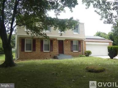 Main picture of 808 Castlewood Dr