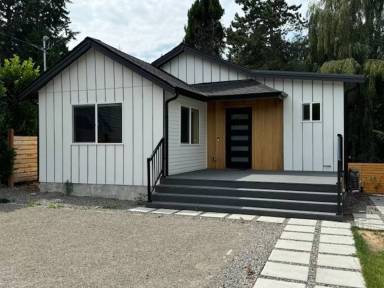 Main picture of 9423 36th Ave SW