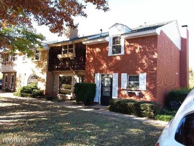 Main picture of 1925 NW 42nd St
