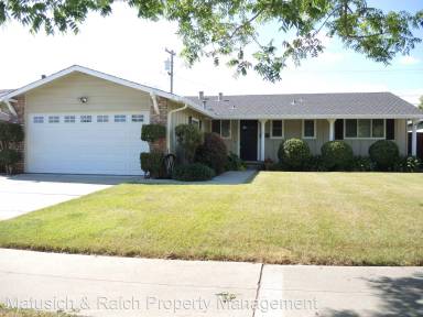 Main picture of 1570 Hallbrook Dr