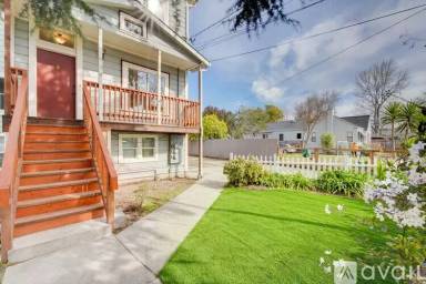 Main picture of 939 Buena Vista Ave