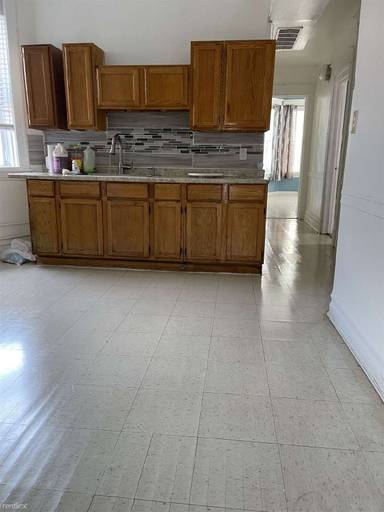 Main picture of 2866 W 23rd Pl