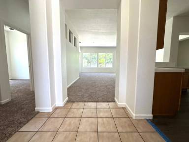 Main picture of 3545 Laguna Ct