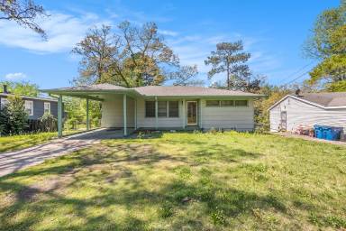 Main picture of 944 Hillandale Dr