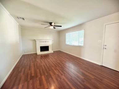 Main picture of 860 Inyo St