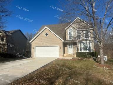 Main picture of 7616 W 155th St