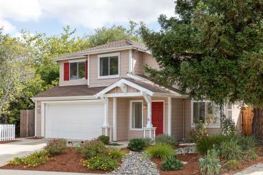 Main picture of 4546 Wavertree St
