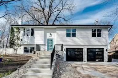 Main picture of 602 Glencoe Rd