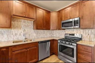 Main picture of 2708 Cobblestone Pl