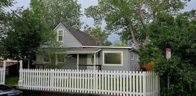 Main picture of 710 Stuart St