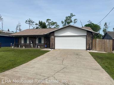 Main picture of 405 Viola Ave