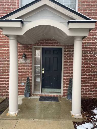 Main picture of 5790 Hampshire Ln