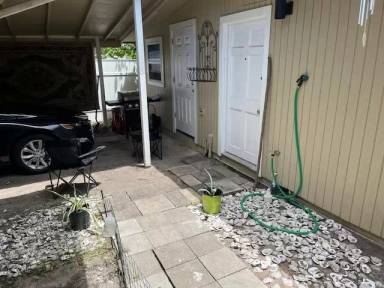 Main picture of 3618 Drexel St