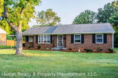 Main picture of 1765 Hausman Dr