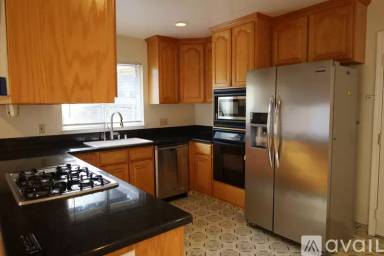 Main picture of 956 Inverness Way