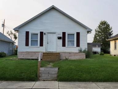 Main picture of 1031 Laguna St