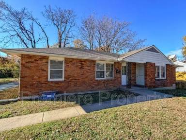 Main picture of 704 N Pearl St