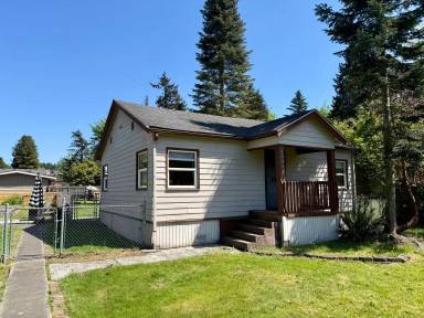 Main picture of 15034 12th Ave NE