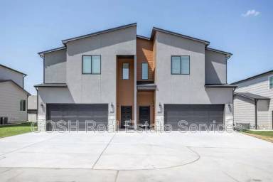 Main picture of 3574 N Tyler Ct