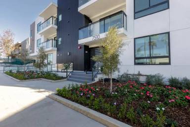 Main picture of 7510 Sepulveda Blvd