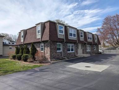 Main picture of 967 Velp Ave