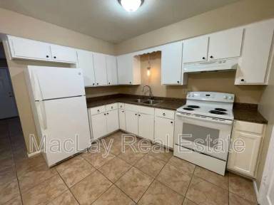 Main picture of 841 E Fountain St