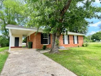 Main picture of 615 Royal Oak Dr NW