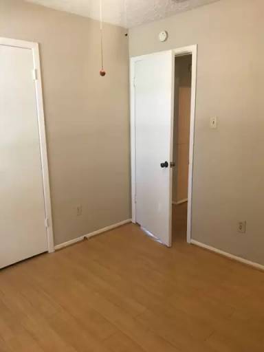 Main picture of 5218 Moonshadows Dr