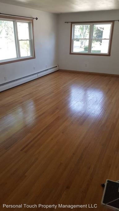 Main picture of 1225 10th St N