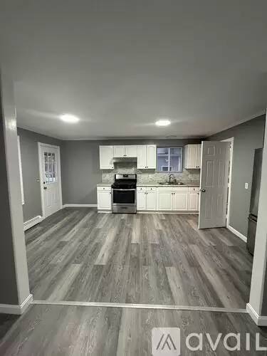 Main picture of 79 Byfield St