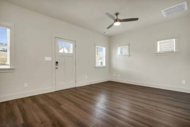 Main picture of 4039 Red Rock Pl