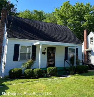 Main picture of 1528 McKay Ave