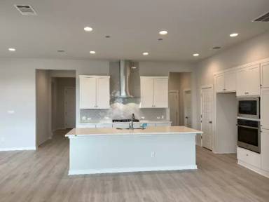 Main picture of 1640 Indian Apple Way