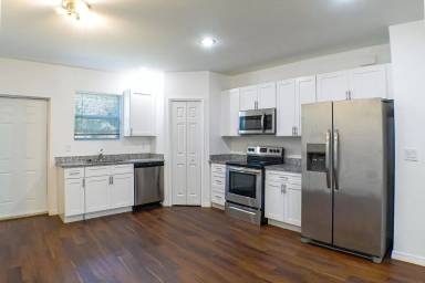 Main picture of 2258 French St