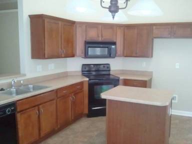 Main picture of 9235 Chastain Pl