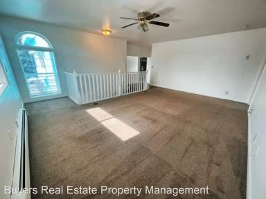 Main picture of 1555 Columbine St