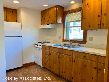 Main picture of 73 Depot St