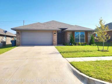 Main picture of 10545 SE 23rd St