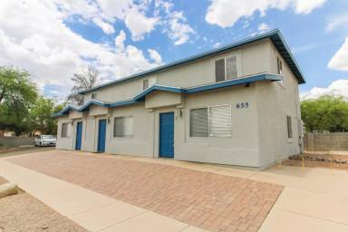 Main picture of 655 E Drachman St
