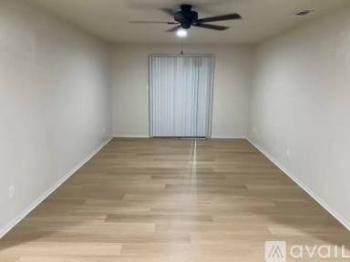 Main picture of Oak Manor Apartments