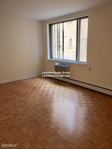 Main picture of 424 W Oakdale Ave