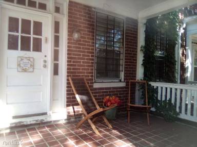 Main picture of 302 E University Pkwy