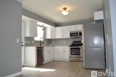 Main picture of 6254 Albany Crest Ave