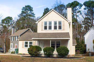 Main picture of 106 London Plain Ct