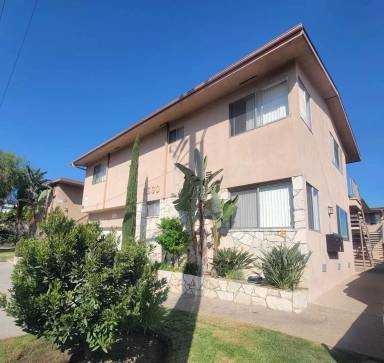 Main picture of 2630 Linden Ave