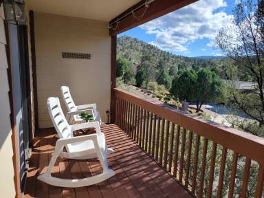 Main picture of 4932 Summit Cir