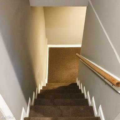 Main picture of 51 Woodbine Pl